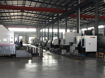 CNC grinding machine production workshop